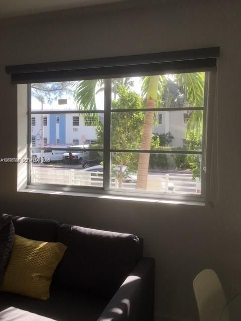 For Rent: $1,900 (1 beds, 1 baths, 534 Square Feet)