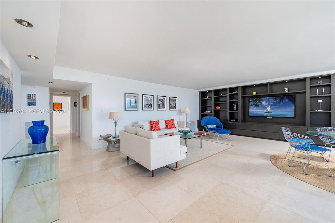 For Rent: $12,500 (2 beds, 2 baths, 1496 Square Feet)