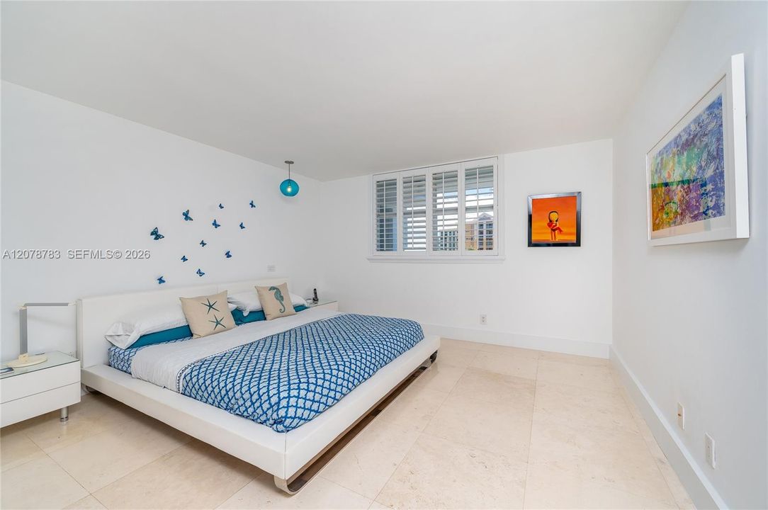 For Rent: $12,500 (2 beds, 2 baths, 1496 Square Feet)