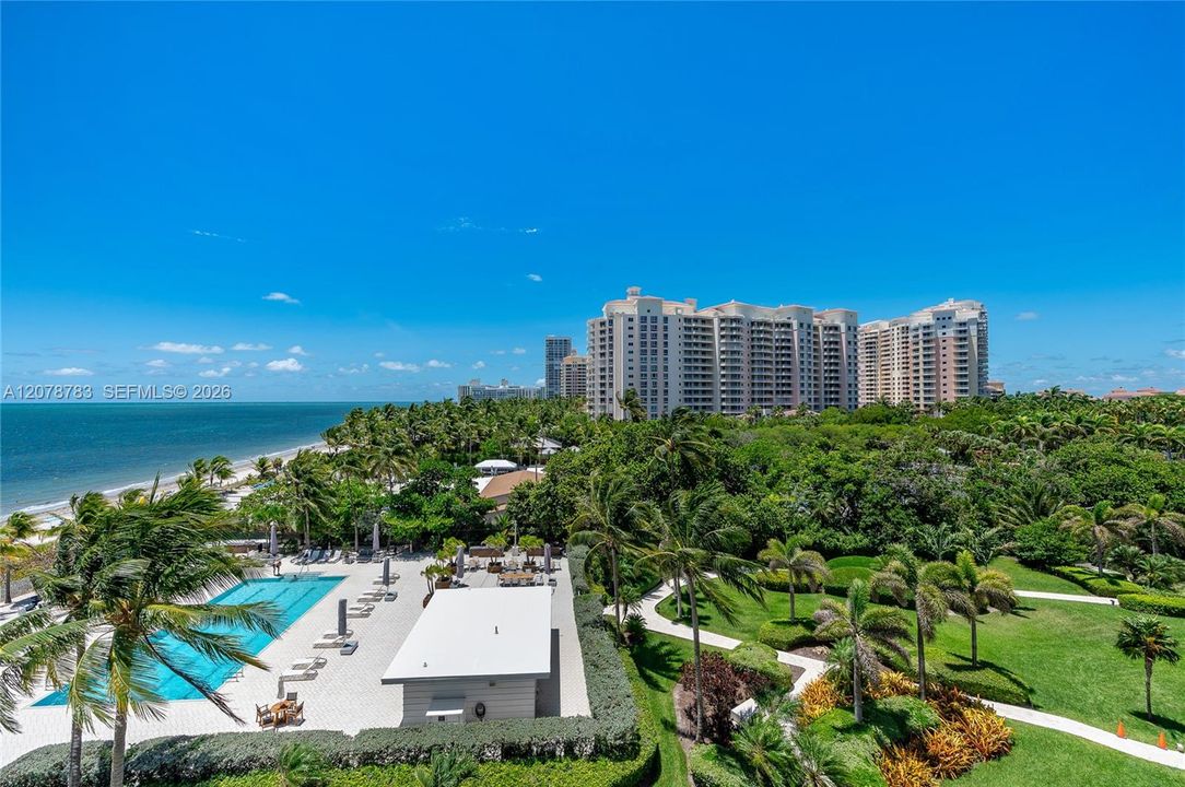 For Rent: $12,500 (2 beds, 2 baths, 1496 Square Feet)