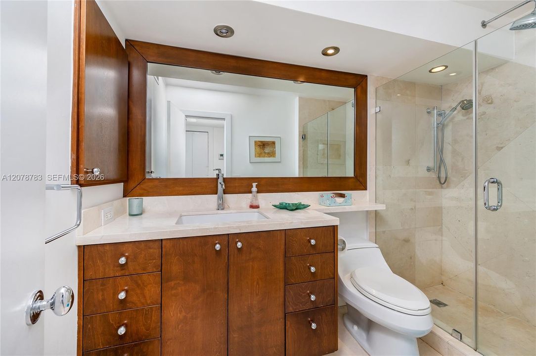 For Rent: $12,500 (2 beds, 2 baths, 1496 Square Feet)
