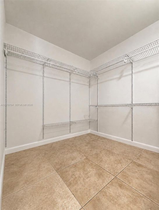 For Sale: $770,000 (2 beds, 2 baths, 1105 Square Feet)