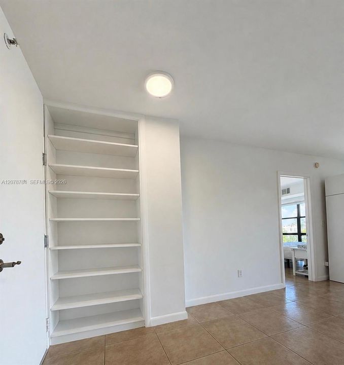 For Sale: $770,000 (2 beds, 2 baths, 1105 Square Feet)