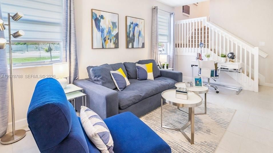 En Venta: $458,990 (3 camas, 2 baños, 1828 Pies cuadrados)