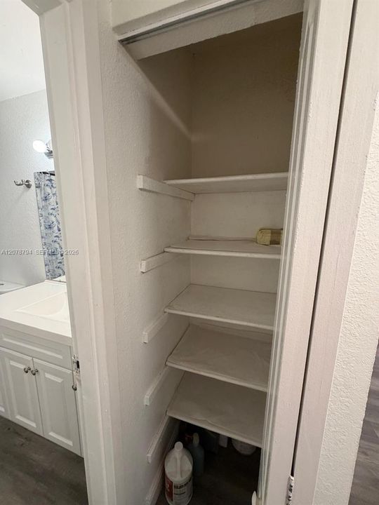 В аренду: $2,550 (2 спален, 2 ванн, 1040 Квадратных фут)