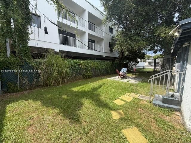 For Rent: $1,600 (1 beds, 1 baths, 3891 Square Feet)