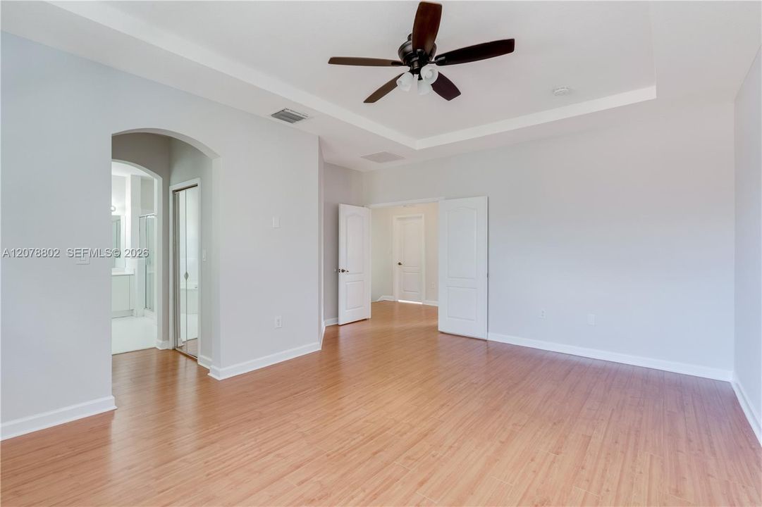 For Sale: $725,000 (4 beds, 3 baths, 2118 Square Feet)