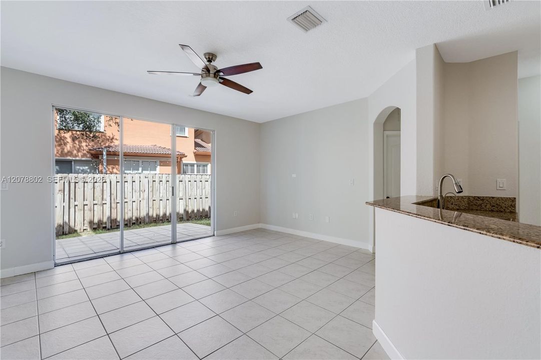 For Sale: $725,000 (4 beds, 3 baths, 2118 Square Feet)