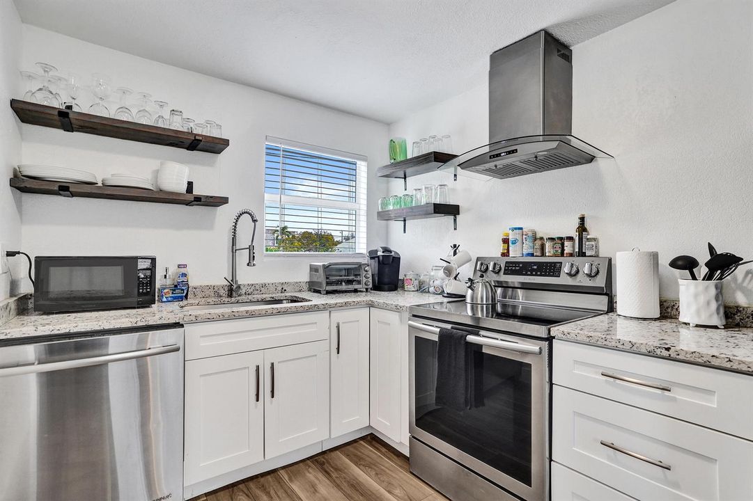 Kitchen 1