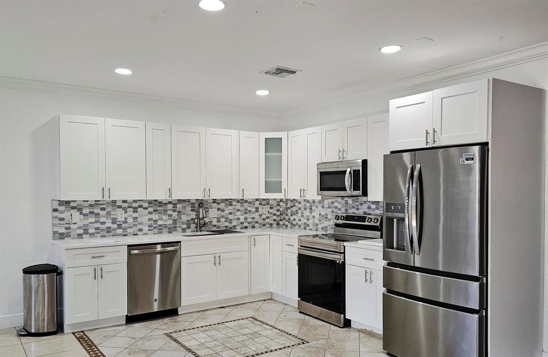 213 TALIA CIR, PALM SPRINGS