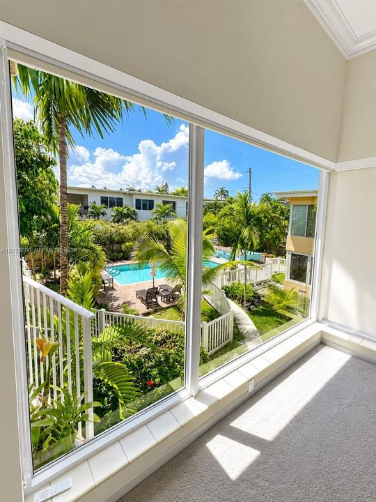 For Rent: $4,950 (3 beds, 2 baths, 1645 Square Feet)