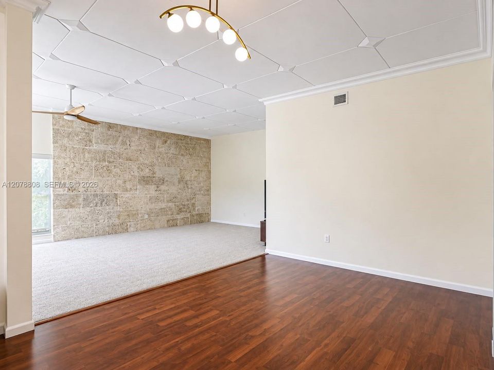 For Rent: $4,950 (3 beds, 2 baths, 1645 Square Feet)
