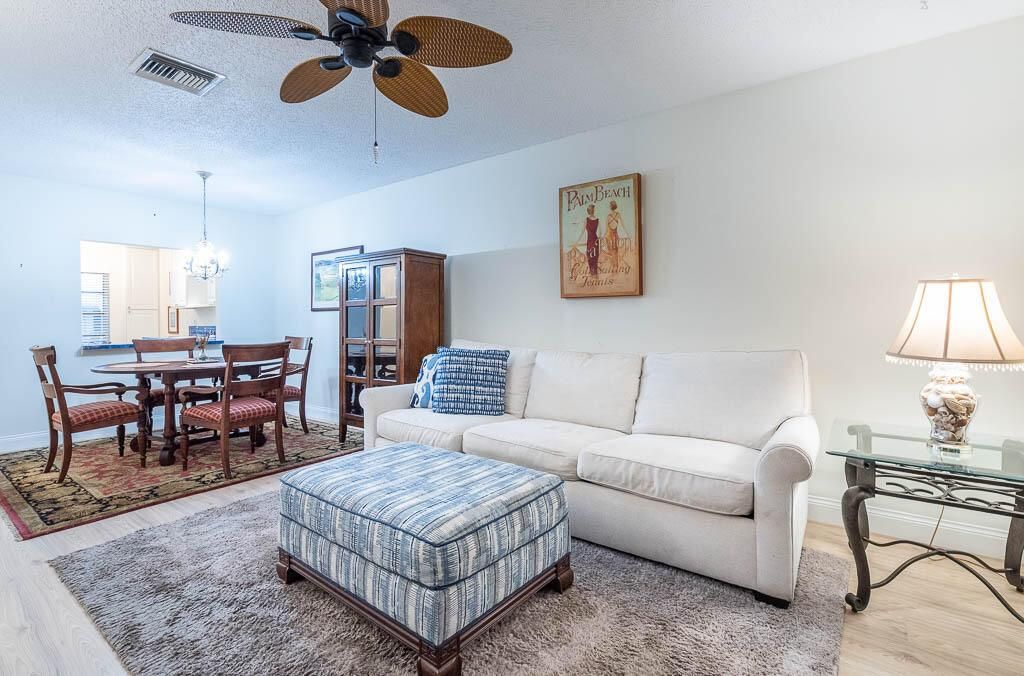 20260823-2381 Shady Lane #B-0015