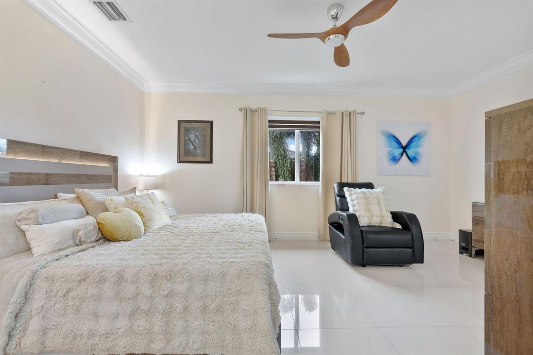 52-web-or-mls-577A4470