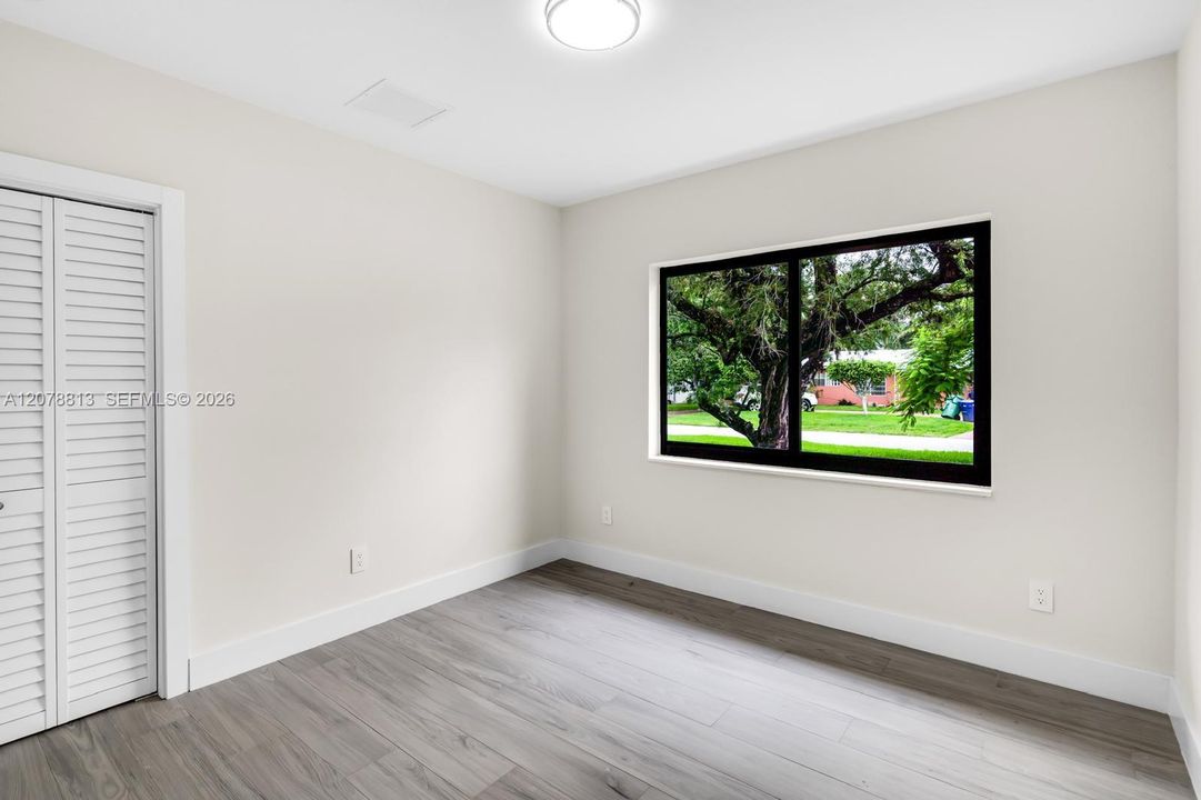 For Rent: $5,000 (3 beds, 2 baths, 1640 Square Feet)