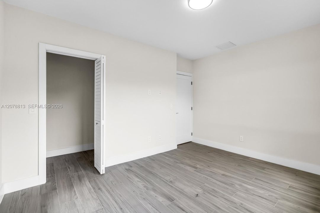 For Rent: $5,000 (3 beds, 2 baths, 1640 Square Feet)