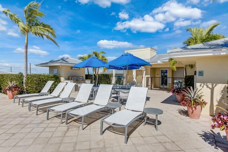 Pool/Cabana