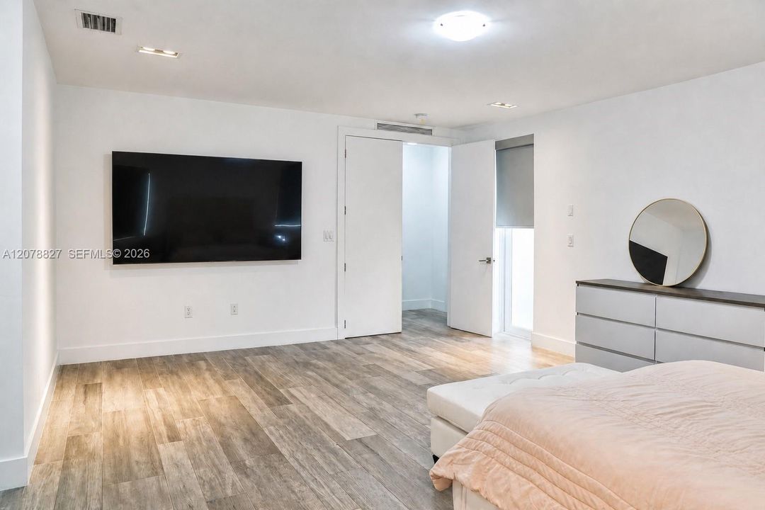 En Renta: $8,800 (5 camas, 5 baños, 3690 Pies cuadrados)