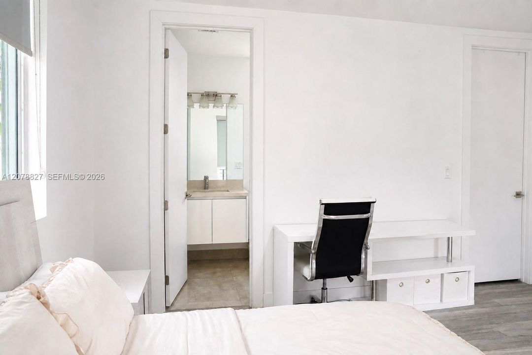 En Renta: $8,800 (5 camas, 5 baños, 3690 Pies cuadrados)