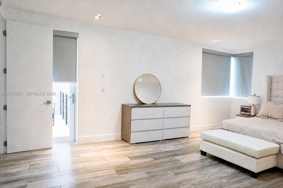 En Renta: $8,800 (5 camas, 5 baños, 3690 Pies cuadrados)