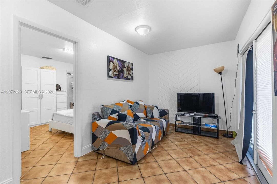En Venta: $950,000 (5 camas, 4 baños, 2980 Pies cuadrados)
