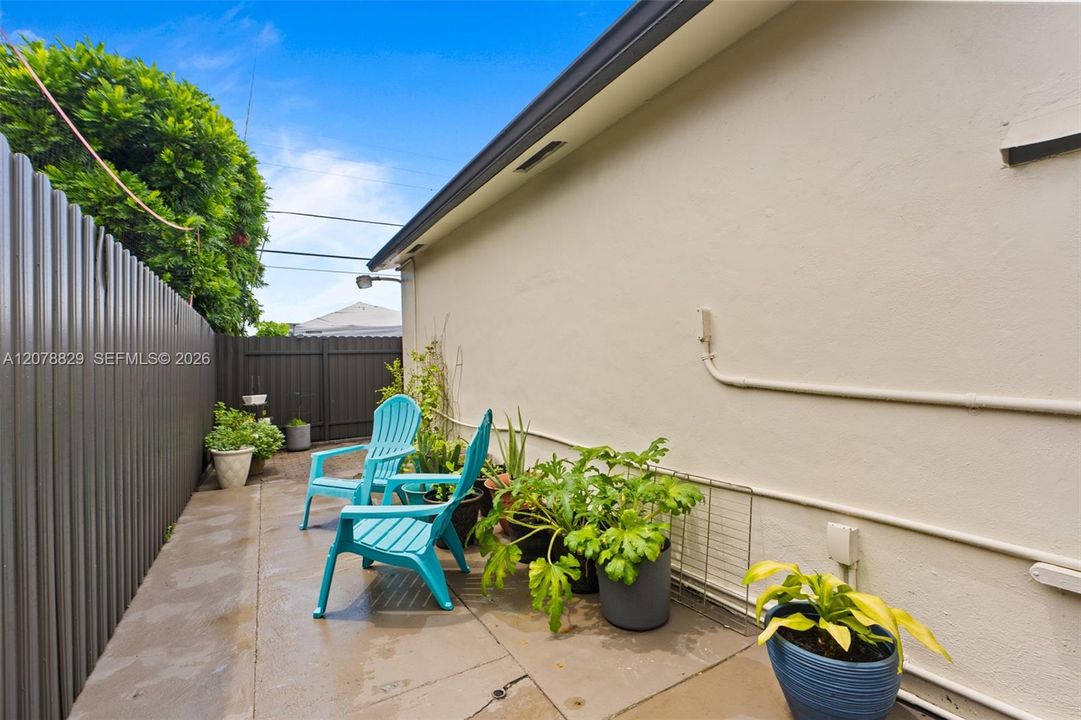 En Venta: $950,000 (5 camas, 4 baños, 2980 Pies cuadrados)