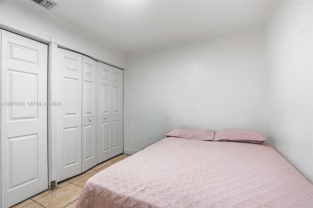 En Venta: $950,000 (5 camas, 4 baños, 2980 Pies cuadrados)