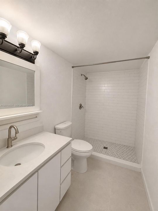 En Venta: $260,000 (1 camas, 2 baños, 935 Pies cuadrados)