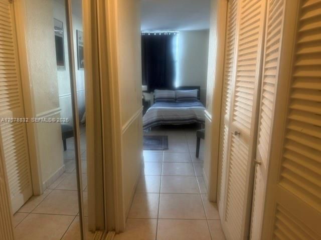 For Sale: $430,000 (1 beds, 1 baths, 960 Square Feet)