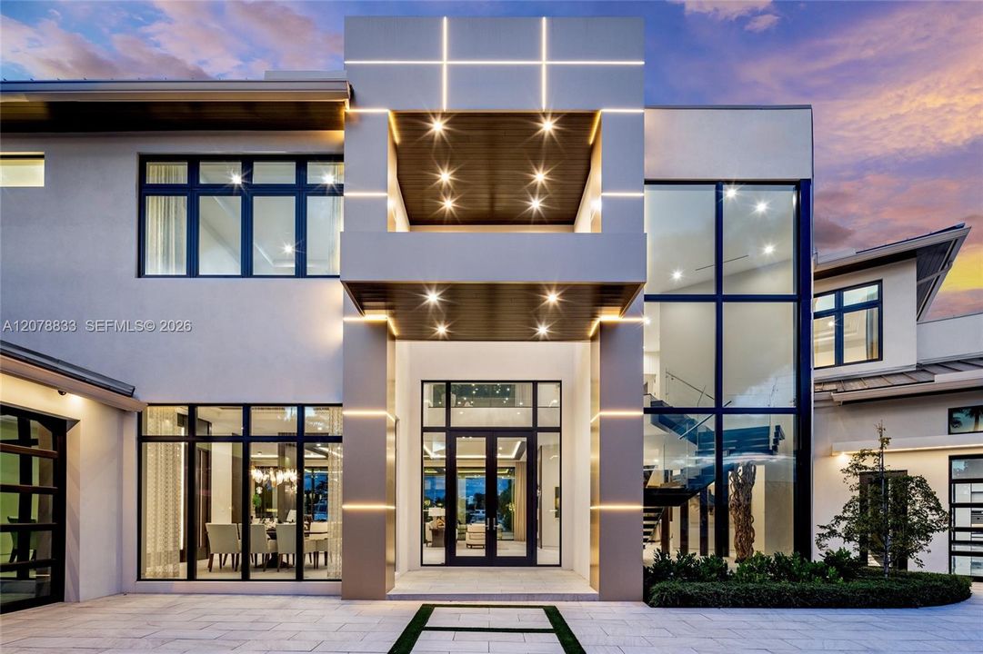 For Sale: $18,500,000 (6 beds, 6 baths, 11496 Square Feet)