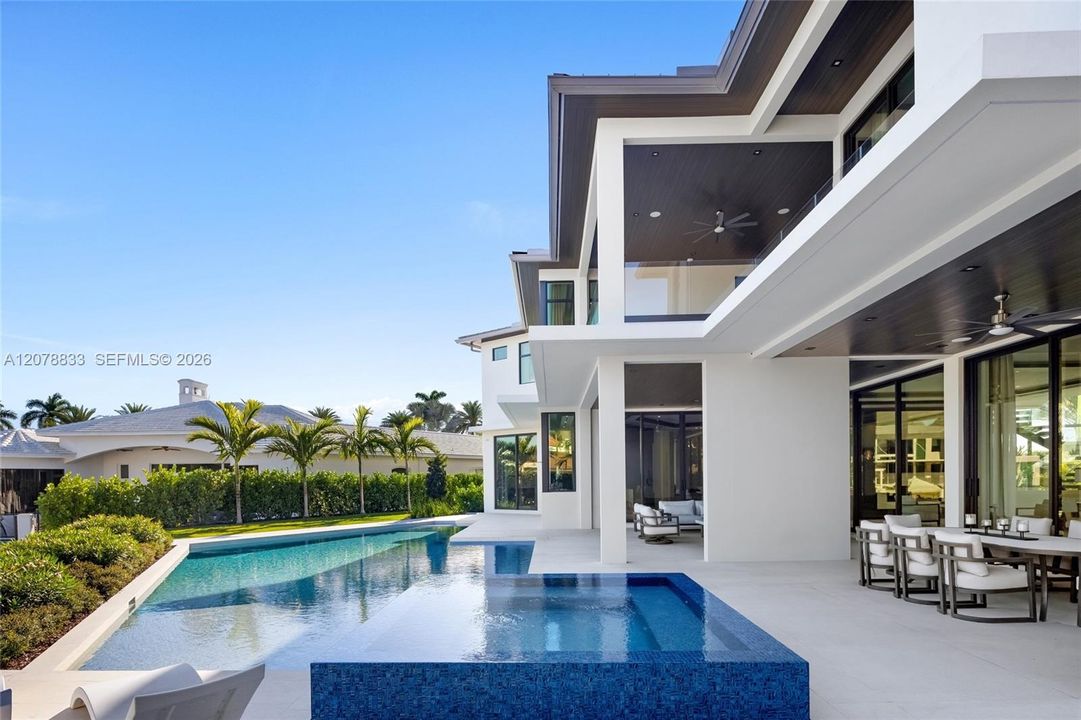 For Sale: $18,500,000 (6 beds, 6 baths, 11496 Square Feet)