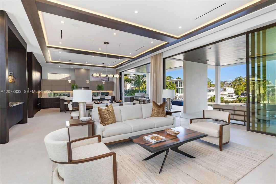 For Sale: $18,500,000 (6 beds, 6 baths, 11496 Square Feet)