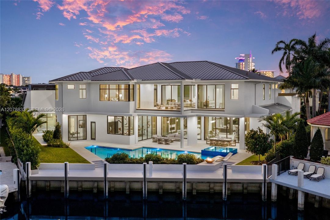 For Sale: $18,500,000 (6 beds, 6 baths, 11496 Square Feet)