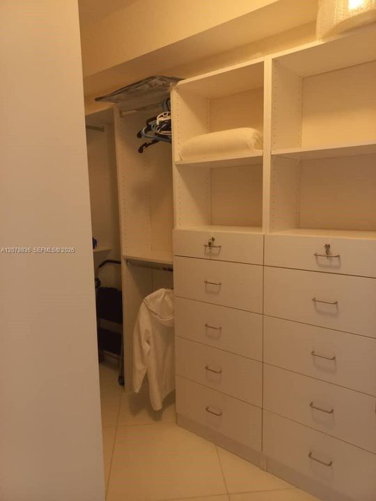 For Rent: $4,800 (2 beds, 2 baths, 1335 Square Feet)