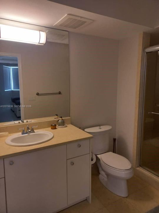 For Rent: $4,800 (2 beds, 2 baths, 1335 Square Feet)