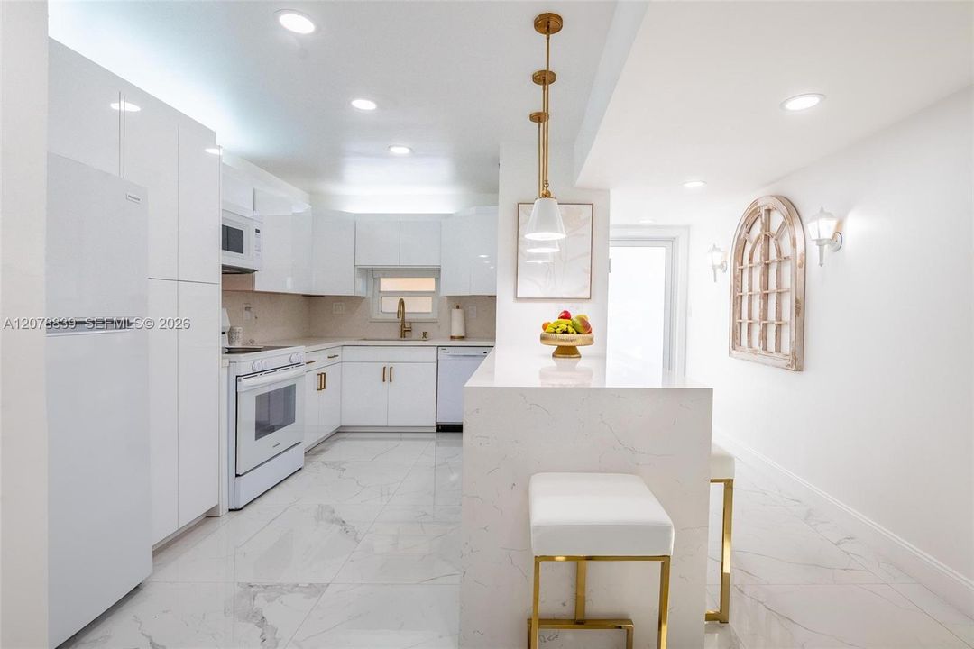 En Venta: $219,900 (2 camas, 2 baños, 1170 Pies cuadrados)