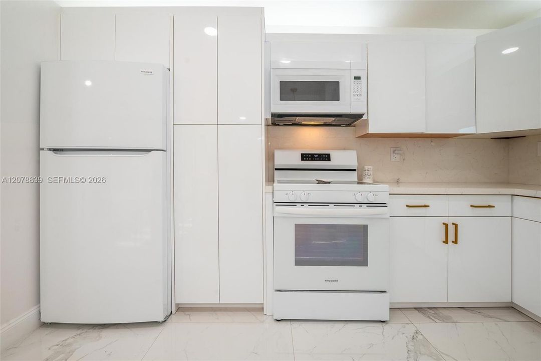 En Venta: $219,900 (2 camas, 2 baños, 1170 Pies cuadrados)