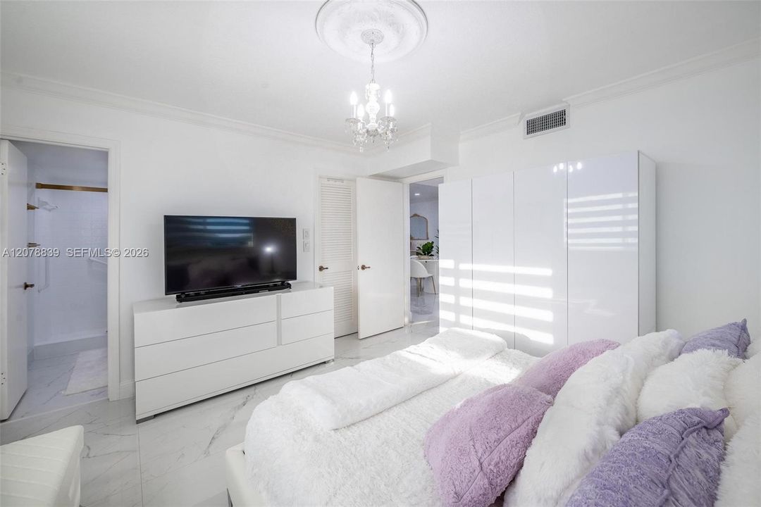 En Venta: $219,900 (2 camas, 2 baños, 1170 Pies cuadrados)