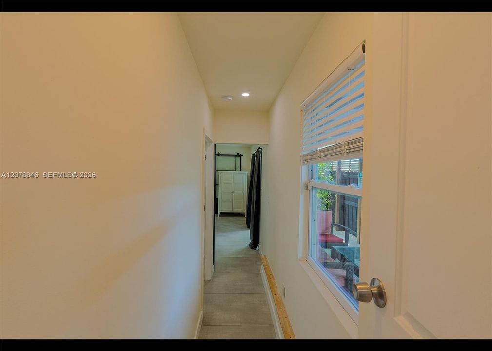For Rent: $3,900 (3 beds, 3 baths, 1900 Square Feet)