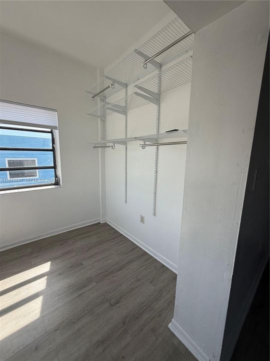For Rent: $1,199 (0 beds, 1 baths, 0 Square Feet)