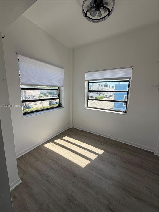 For Rent: $1,199 (0 beds, 1 baths, 0 Square Feet)