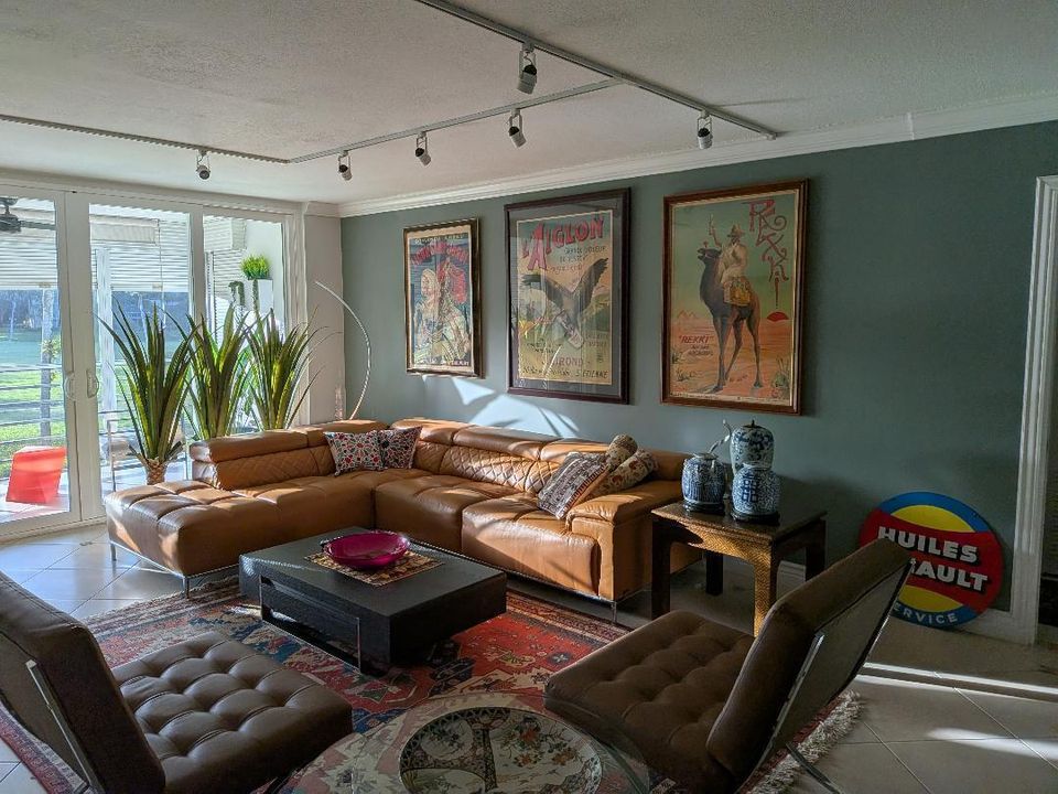 Living room 2