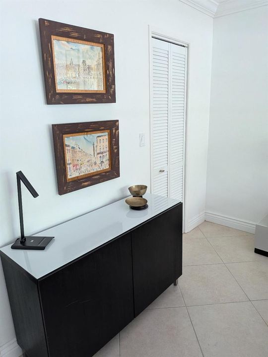 Second bedroom 2