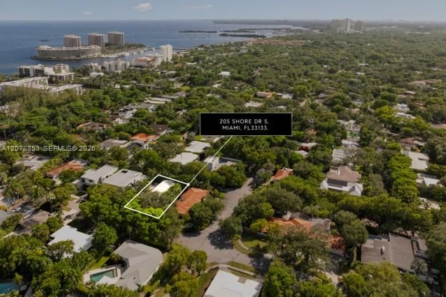 En Venta: $4,250,000 (3 camas, 3 baños, 2738 Pies cuadrados)