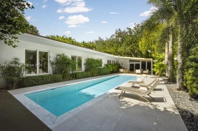 En Venta: $4,250,000 (3 camas, 3 baños, 2738 Pies cuadrados)
