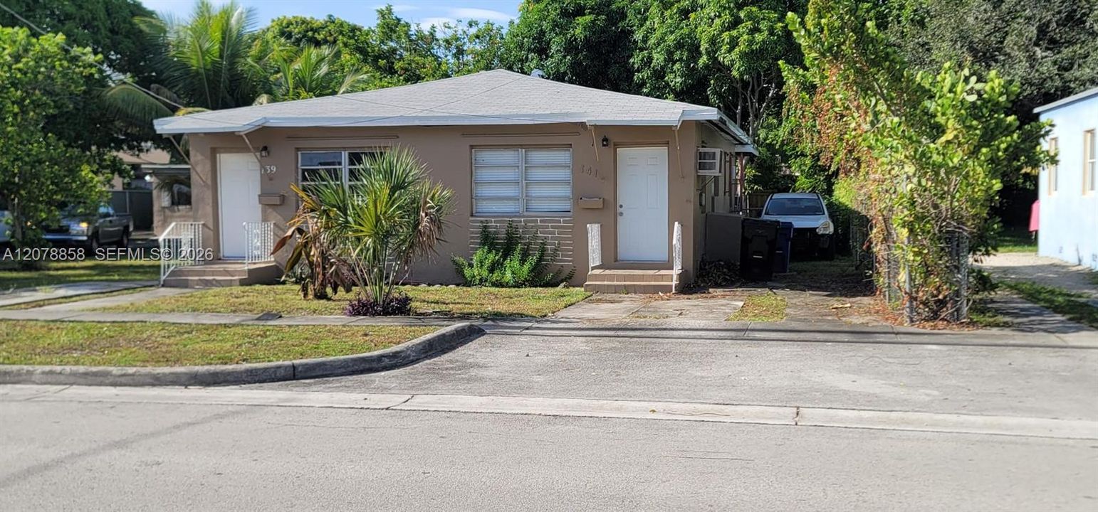 For Rent: $2,100 (2 beds, 1 baths, 1518 Square Feet)