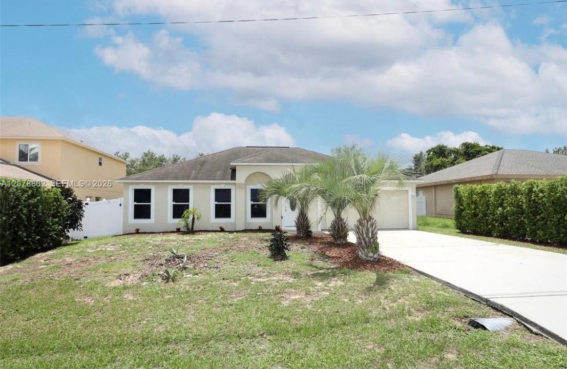 En Venta: $349,900 (4 camas, 2 baños, 0 Pies cuadrados)