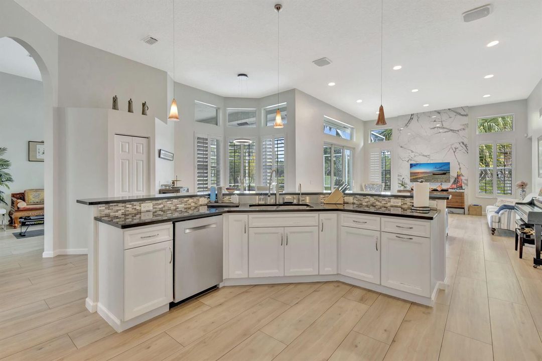 kitchen greatroom