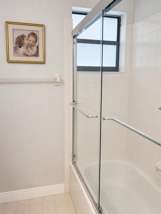 extra bath 2