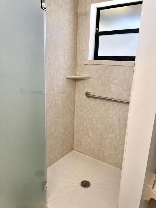 master bathroom2